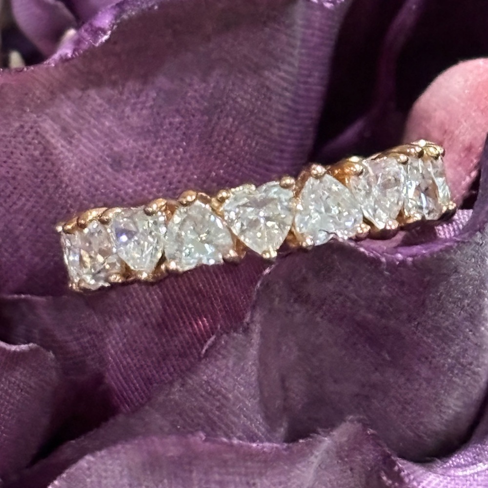 PAJ Prime Art Jewel heart eternity ring